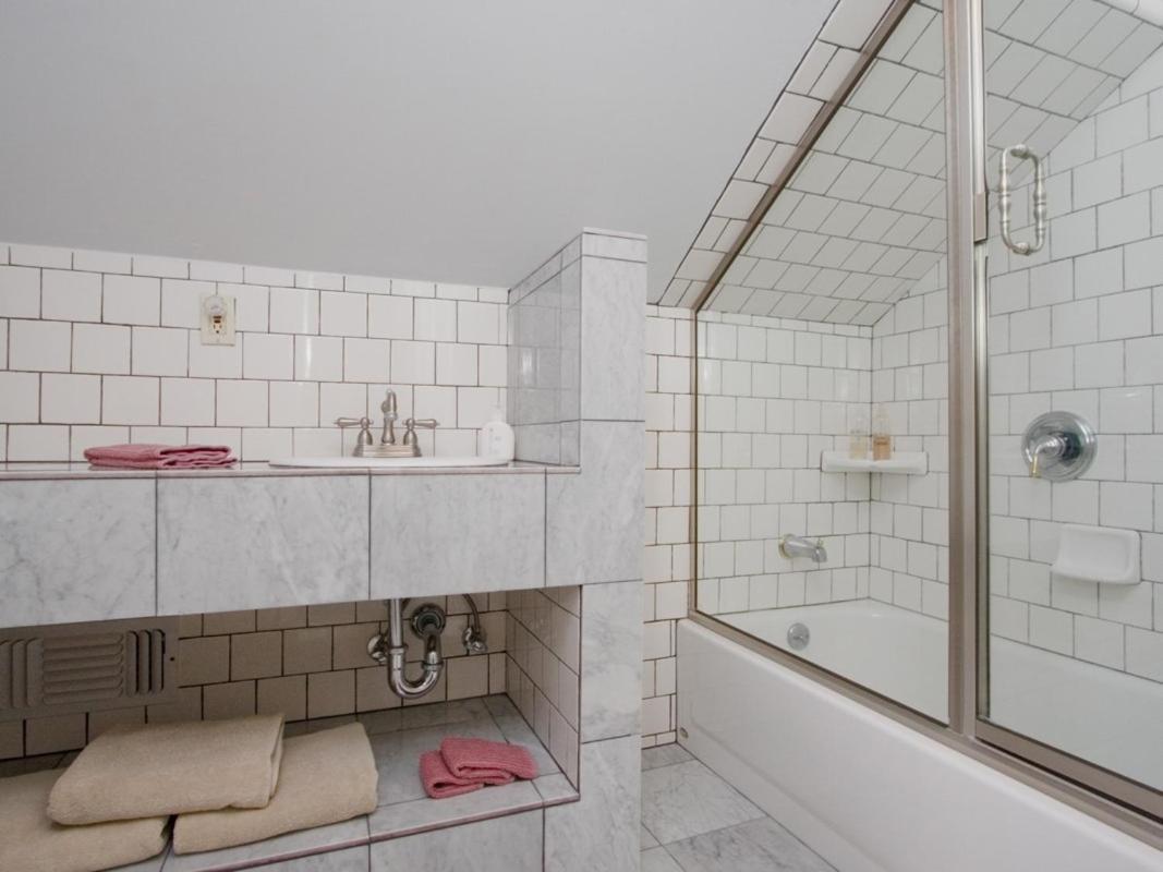 Abbey House Inn (Adults Only) Winters Zewnętrze zdjęcie
